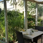 Aurora 4*