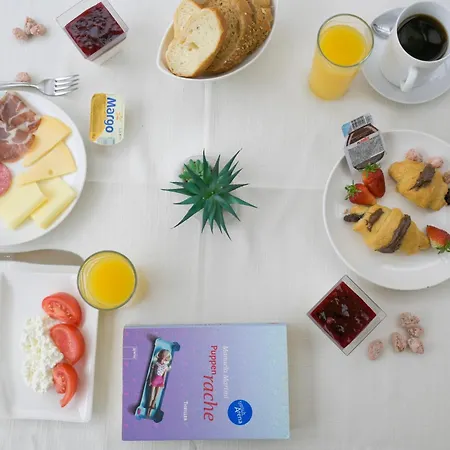 Bed & Breakfast Aurora 4*