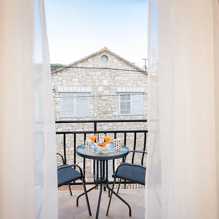 Aurora Bed & Breakfast