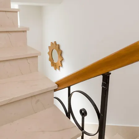 Bed & Breakfast Aurora 4*