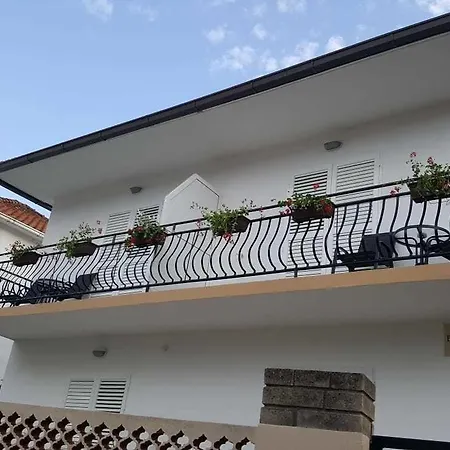 Aurora Alojamento de Acomodação e Pequeno-almoço Jelsa (Hvar)