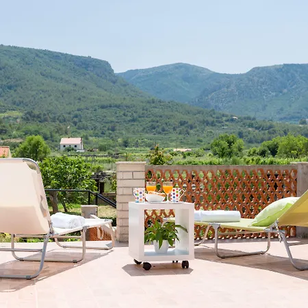 Alojamento de Acomodação e Pequeno-almoço Aurora