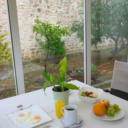 Aurora Alojamento de Acomodação e Pequeno-almoço Jelsa (Hvar)