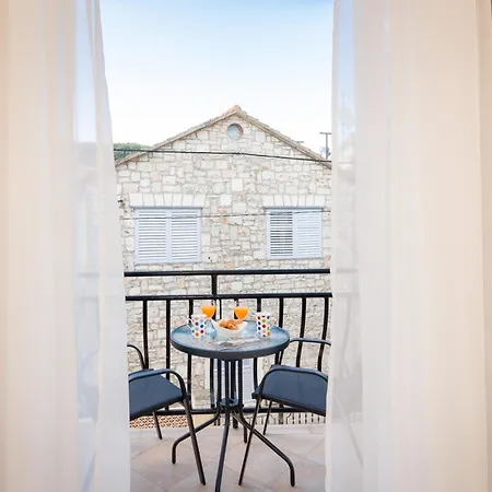 Bed & Breakfast Aurora