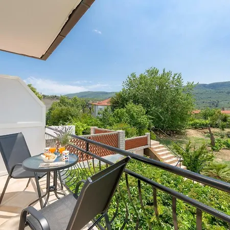 Aurora 4* Jelsa (Hvar)