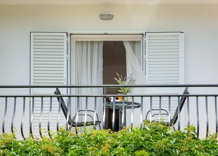 Bed & Breakfast Aurora 4*