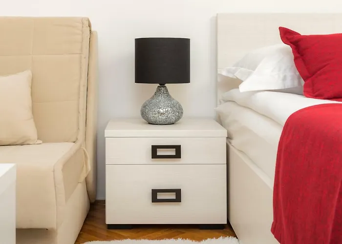 Aurora Bed & Breakfast 4*